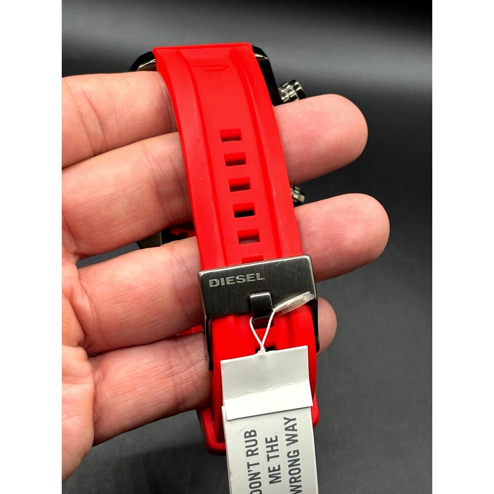 Diesel Overflow DZ4481 Chronograph Red Silicone 55mm Men’s Watch - Picture 17 of 17